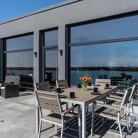 Sunset Am Muehlfeldsee * Lobnitz (Saxony)