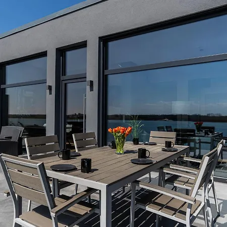 Sunset Am Muehlfeldsee *