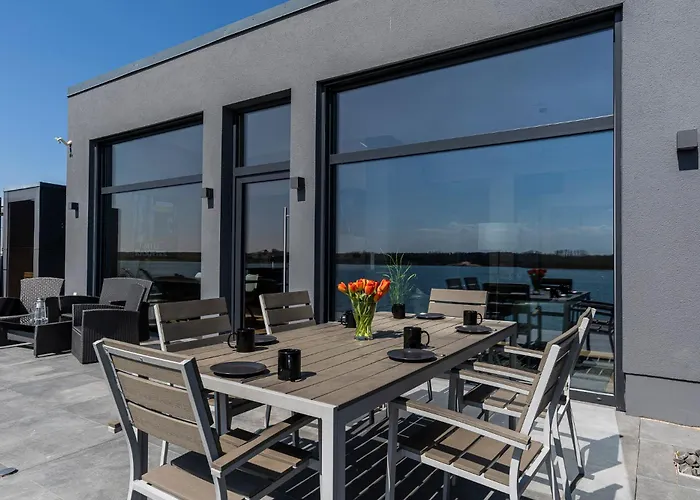 Sunset Am Muehlfeldsee *